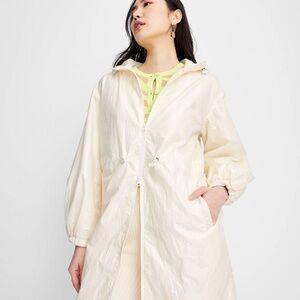 Future Collective Women’s Jacket • Ivory